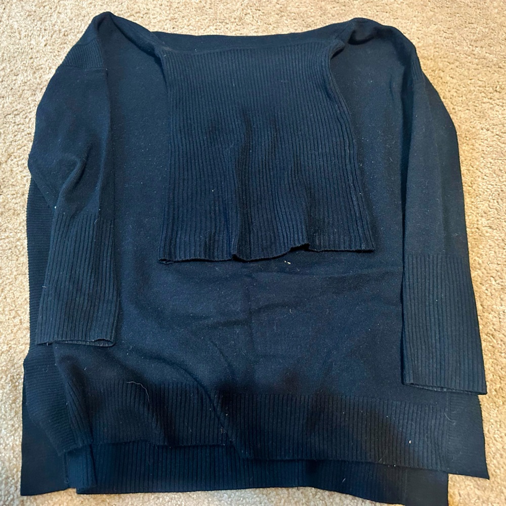 Medium French Connection sweater